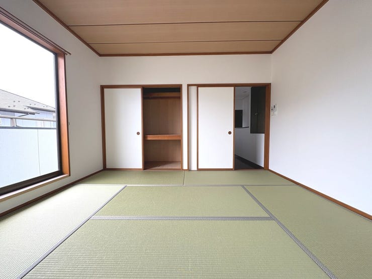 8帖の和室。全居室に収納スペースを完備しており、すっきりまとまったお部屋づくりが叶います!