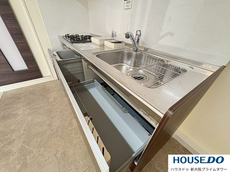 嬉しい食洗器付き!収納力もばっちりです♪