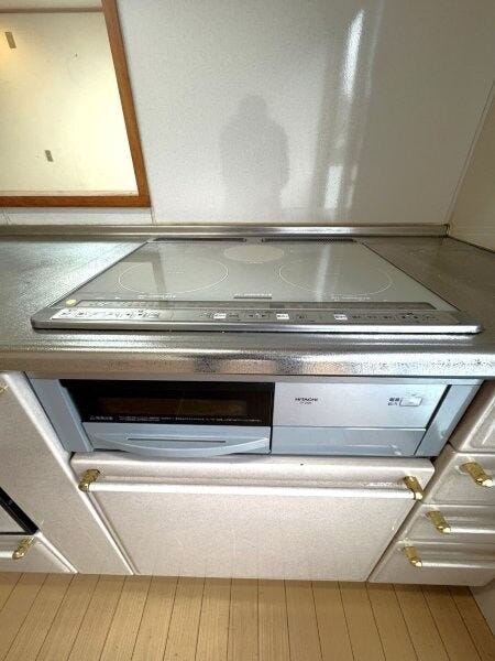 IHクッキングヒーターは火を使わないので火事のリスクを軽減できますね。