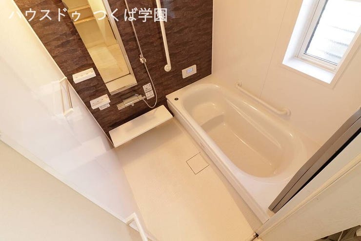 浴室暖房換気乾燥機付き1坪タイプの綺麗なお風呂です♪