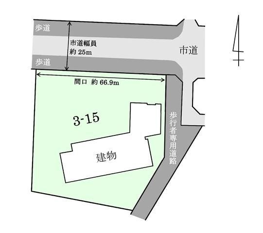 広い歩道と遊歩道に囲まれた敷地は、開放感と静けさを兼ね備えた贅沢な立地。住まいの品格を引き立てます。