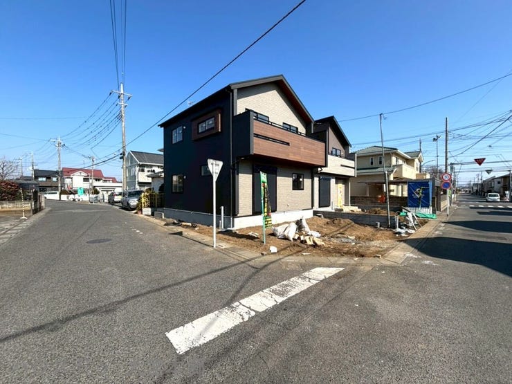 日当たり良好の角地です★