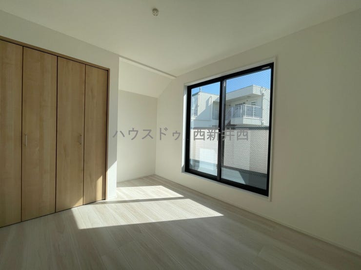 3階南側のお部屋は日当たり良好