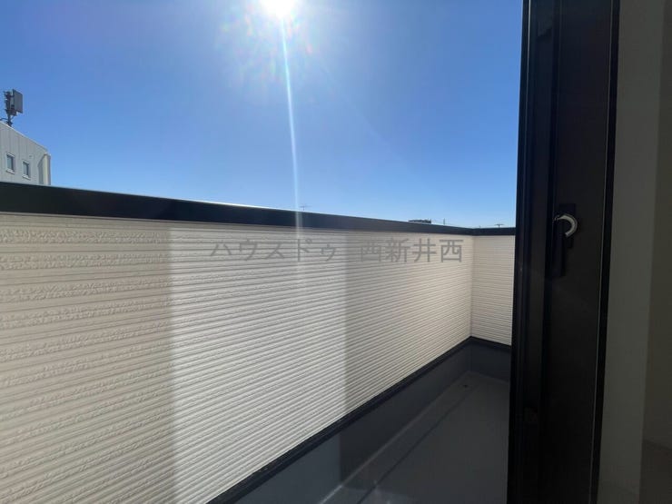 3階バルコニーは眺望良し