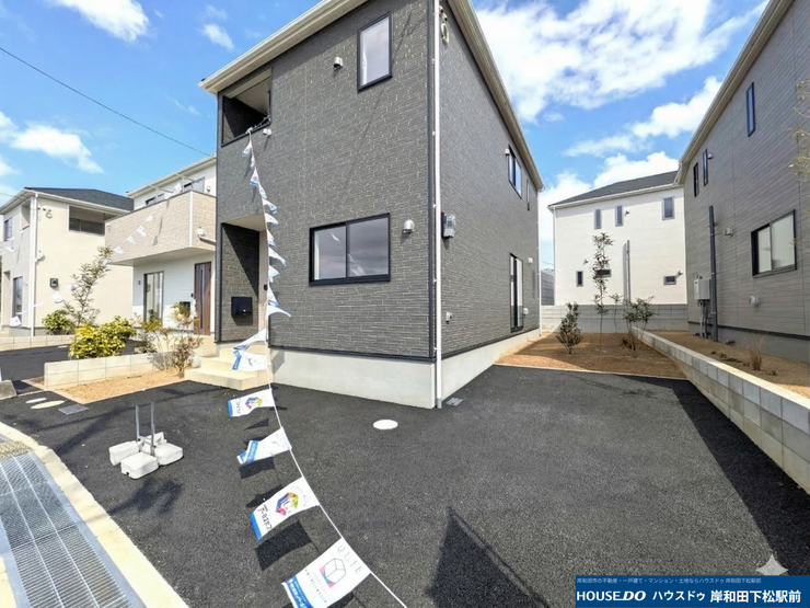 広々駐車場で、駐車も楽々♪