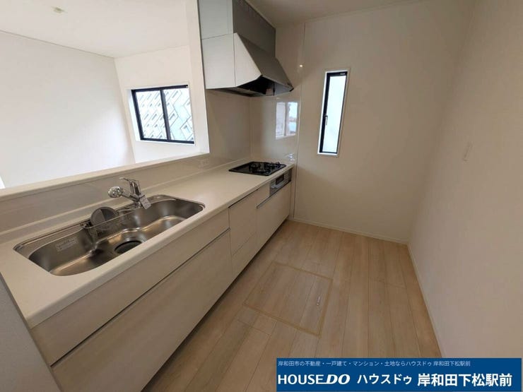 リビングダイニングを見渡せる+家族とのコミュニケーションが取れるカウンターキッチン☆彡