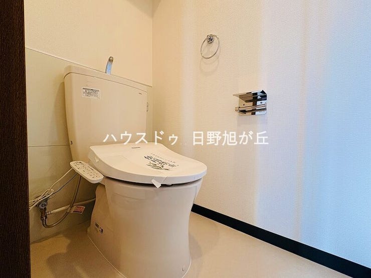 白を基調とした清潔感のある内装で、毎日使う場所だからこそ心地よく。