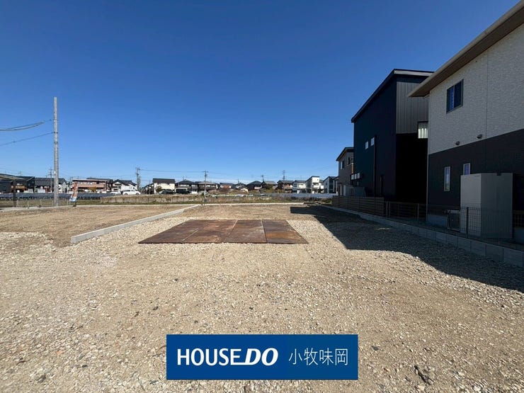 【外観】
完成後の購入では遅いかも?!実は!新築物件
の2件に1件が完成前の状態で売れています!“あなた”にとって理想の物件は、“みんな”にとっても理想の物件かもしれません!一番良い場所を最初に選びましょう!