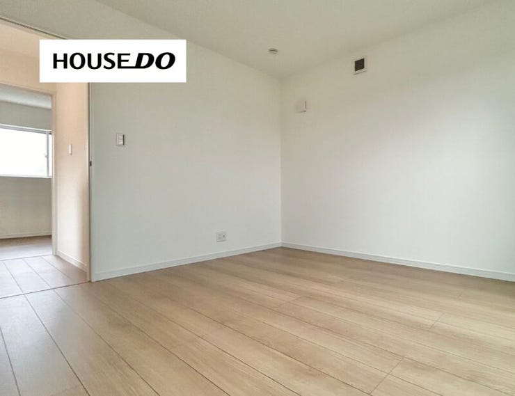 ゆとりある広さでベッドも置きやすいお部屋♪