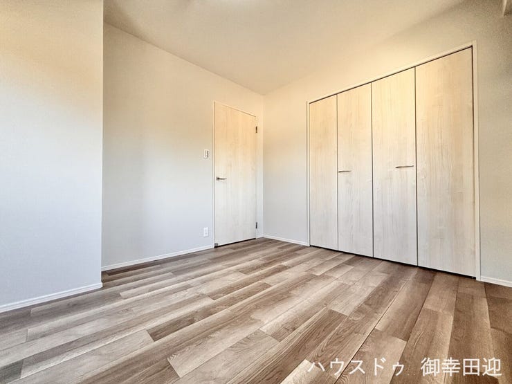 ■6.5帖洋室■心からリラックスできる静けさ、上質な眠りで、毎日をリセットします。明日への活力を養う空間です。