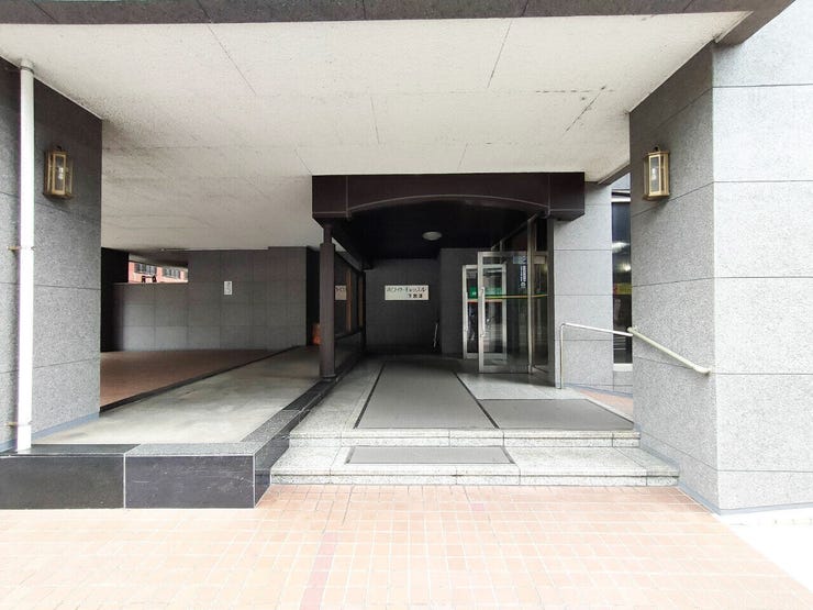 ◆◆ホワイトキャスル下到津◆◆ ~比較的人気の角部屋 2面バルコニー LDK約20帖~