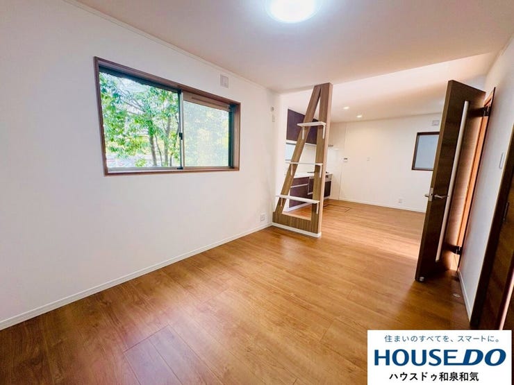 広いリビングで家族みんなで楽しい時間を過ごせます