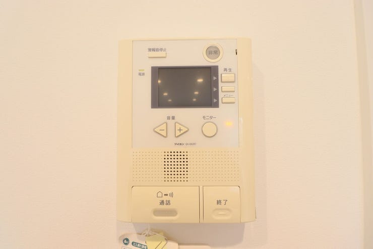 *モニター付きインターホン*