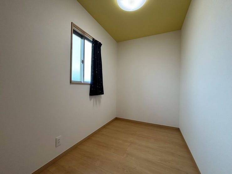 黄色のアクセントクロスがかわいいです^^
★後免野田小学校★