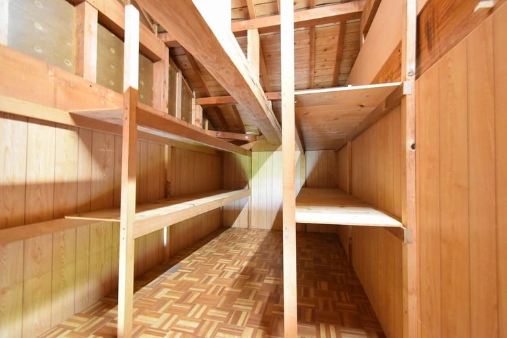 ★長岡小学校区★
屋根裏収納