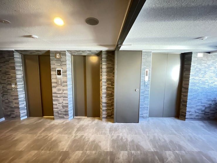 3基のエレベーターを完備、ご入居者様をお待たせしません