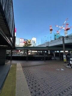 バス移動の際も本厚木駅バスターミナル、良質アクセス