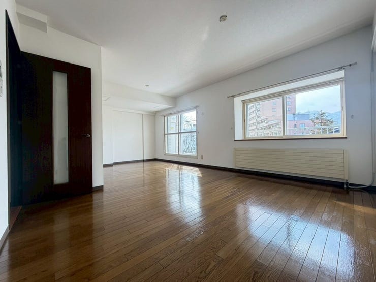 リビングダイニング①(15帖)