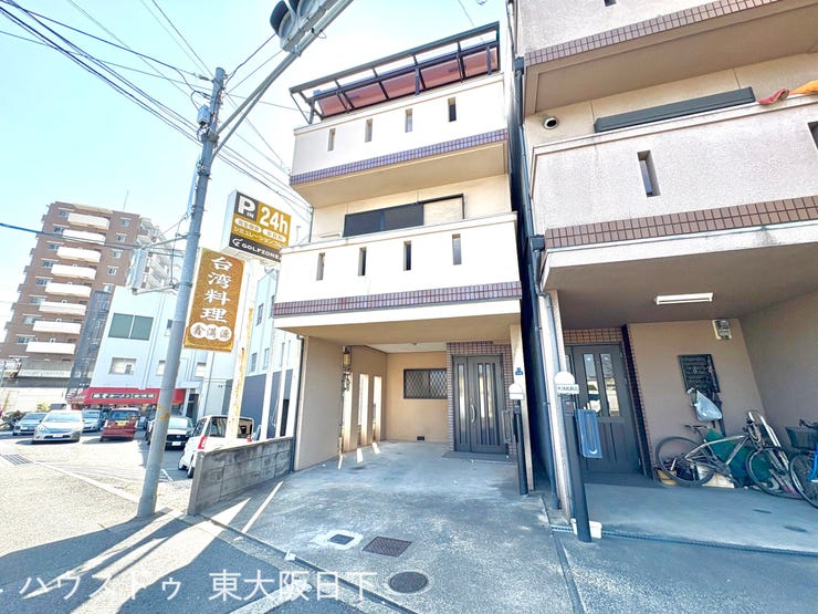 【外観】
●JR片町線/「徳庵」駅から徒歩約15分♪●駐車場付きの4LDK●周辺施設も充実♪