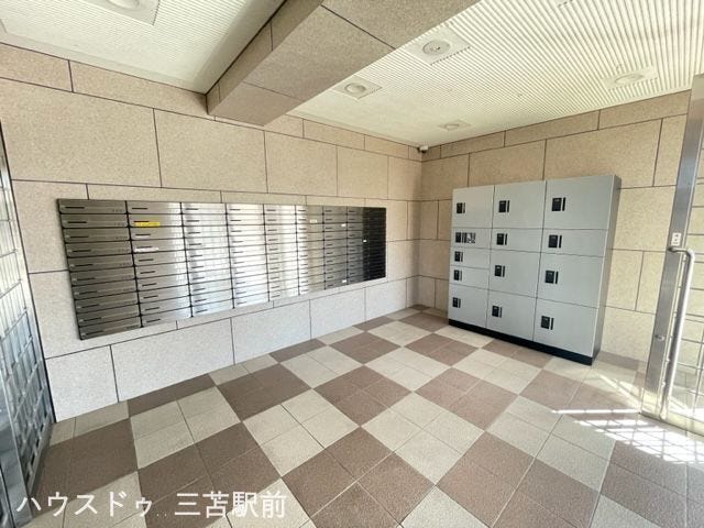 集合ポストと宅配ボックス