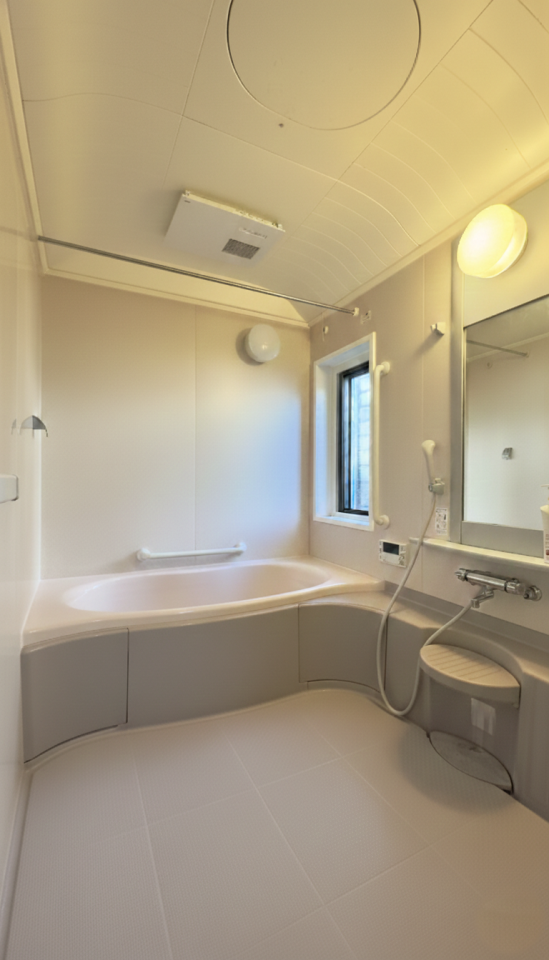 建売戸建にはない広々とした浴室となっております。
浴室乾燥等も完備しております!
※こちらの写真は家具等を消す加工を行っております。