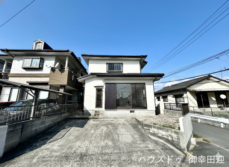 ■車と趣味の幅が広がる場所■単なる駐車スペースではない、洗車やタイヤ交換、DIYにも使える多目的な屋外スペースです。