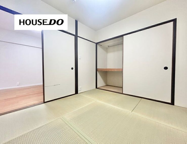 LDKとつながる和室は、くつろぎスペースや客間としても便利。