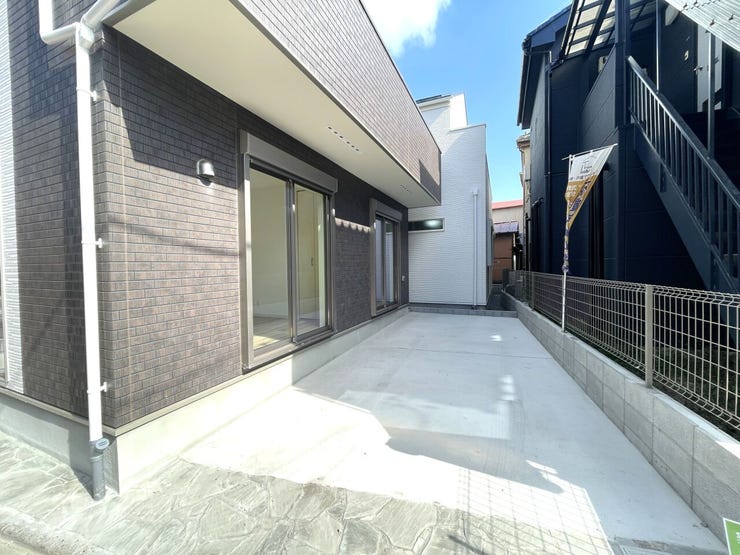 広くとられていますので、大型車も問題なし!