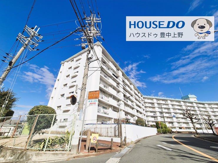 【外観】
北大阪急行「桃山台」駅まで徒歩約7分と、通勤や通学に便利な立地♪徒歩10分圏内に公園やスーパーなども多数あり、生活しやすい環境が整っています!ペット飼育も可能です♪(細則あり)