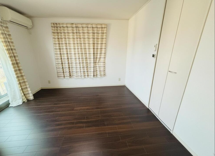 AIによる家具消ししています。
2階洋室8帖