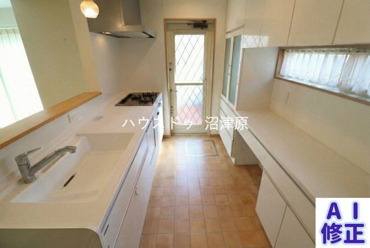 ※現況家具等有、売主様のプライバシーに配慮しCG加工により家具等消去した画像となり、現況との相違がある場合は現況を優先致します。