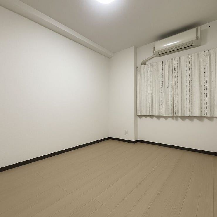 ※小物類を消去する修正を行っております。