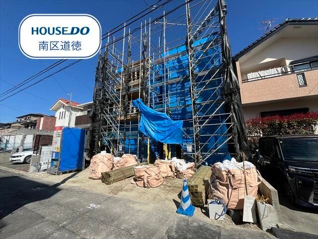 上棟しました!どんな色合いの外観になるのか今から楽しみですね♪2026年6月完成予定です。