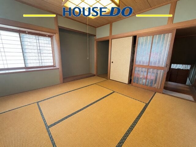 \充実の周辺環境♪/
サニー宝町店 徒歩12分♪
春日どろんこ保育園 徒歩8分♪
ファミリーマート春日小倉二丁目店 徒歩9分♪ ※CG加工により家具等を撤去しております。