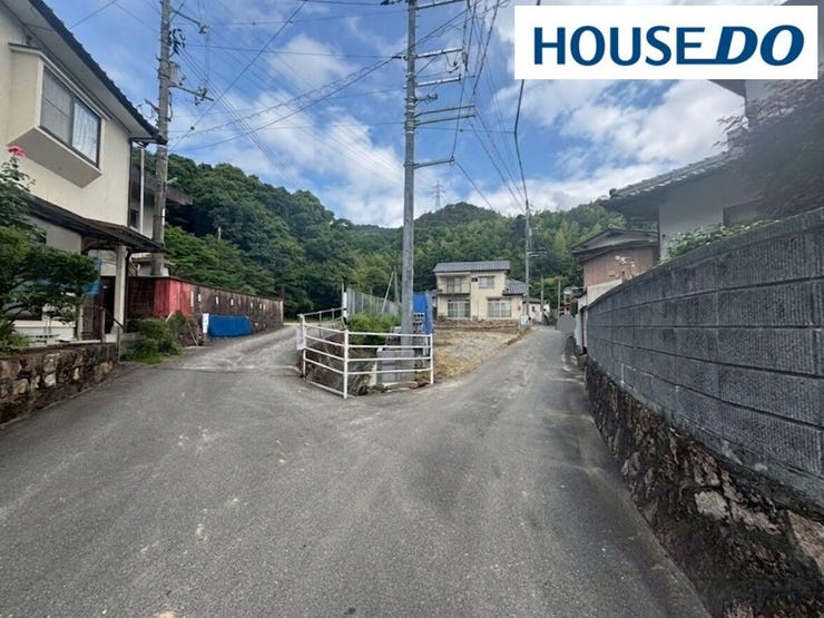 2026年6月6日撮影
東側前面道路幅:約3.1m