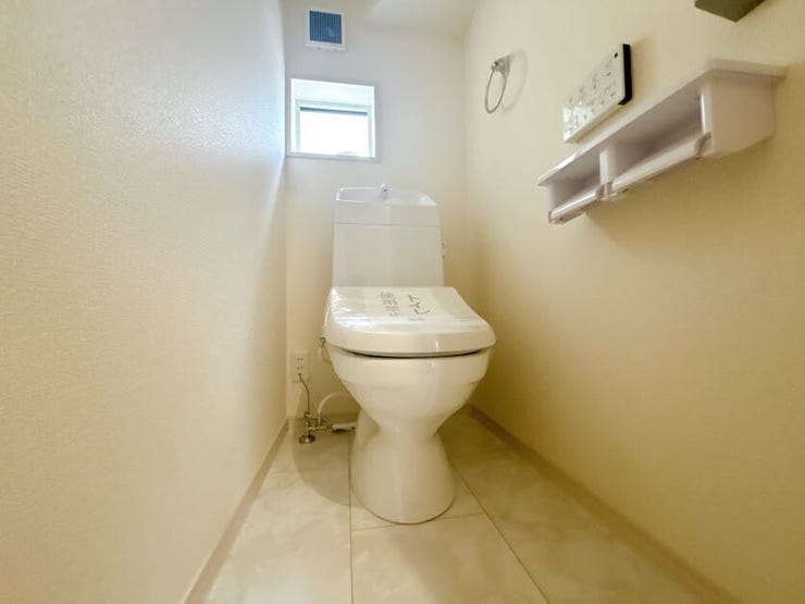 ウォシュレット付きトイレです。