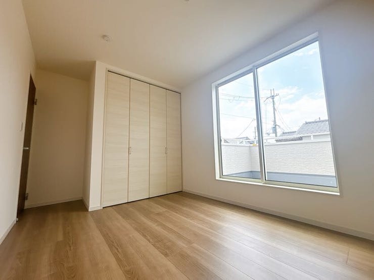 色合いに統一感のある、落ち着いた雰囲気のお部屋です。