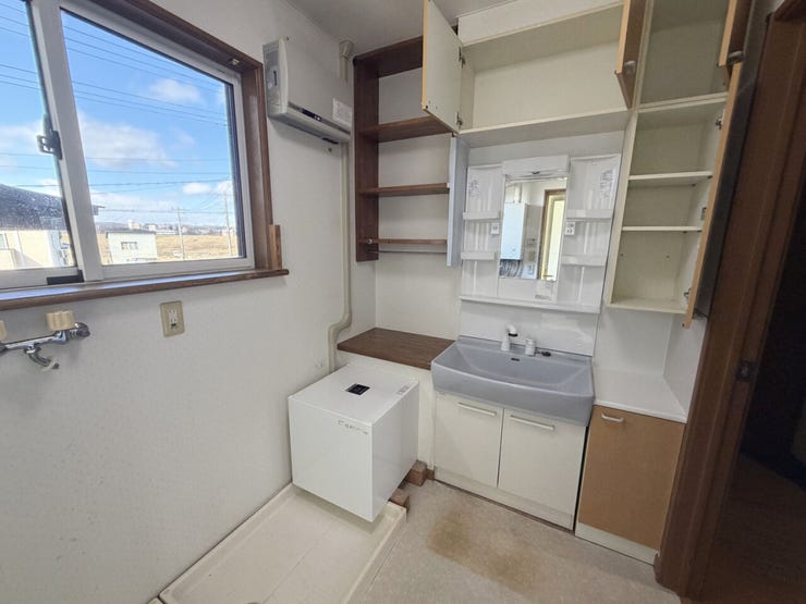 室内(2026年2月)撮影
◎現地案内予約受付中!◎
ご家族それぞれの収納スペースを確保できます!