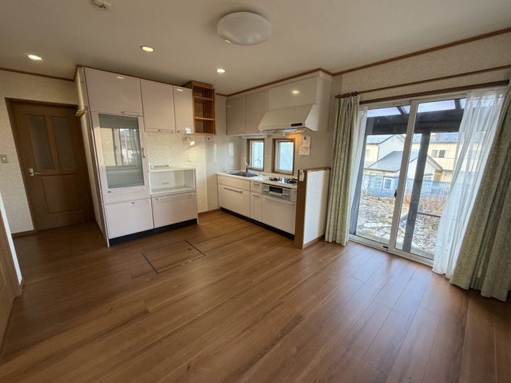 室内(2026年2月)撮影
◎現地案内予約受付中!◎
大容量のカップボード付きです◎