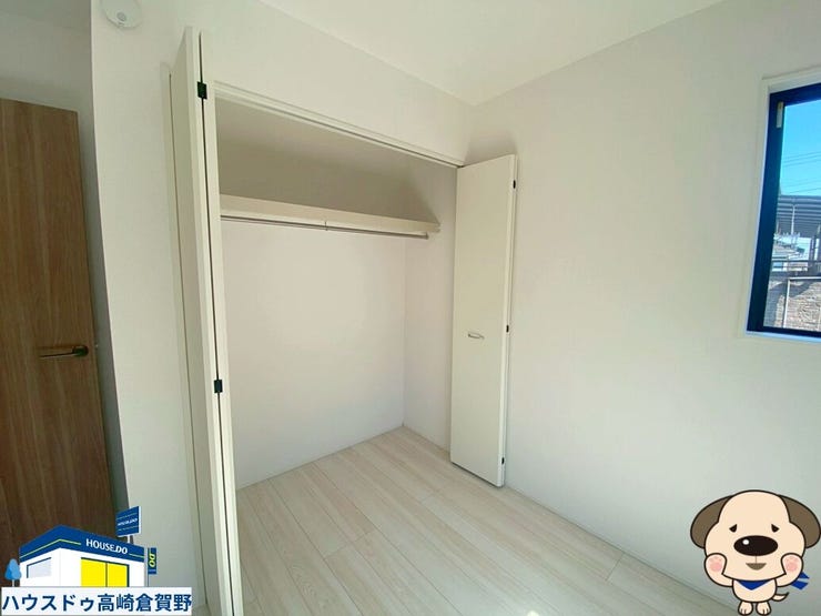 衣類をすっきり整理できる、使い勝手の良いクローゼット