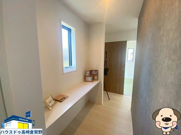 カウンター付きスタディーコーナー、見守りながら学べる安心設計