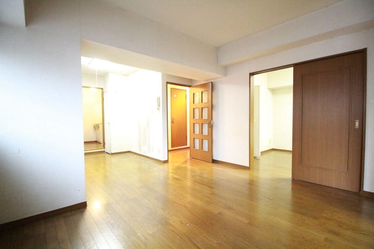 生活の中心であるリビングと子供と過ごす空間がすぐそばにあるといつも目が届くものです。