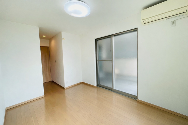 収納スペースとしてはもちろん居室としての利用もできます★
※AIによる空室修正をしております。