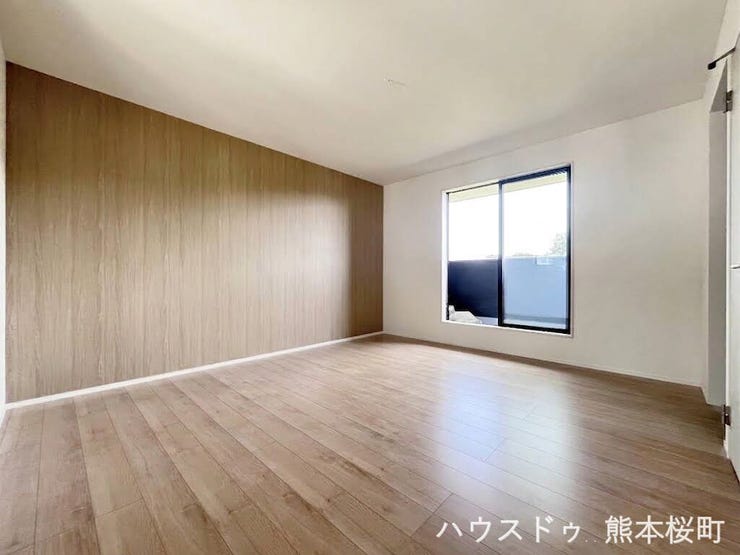 ■2階9帖洋室■心からリラックスできる静けさ、上質な眠りで、毎日をリセットします。明日への活力を養う空間です。