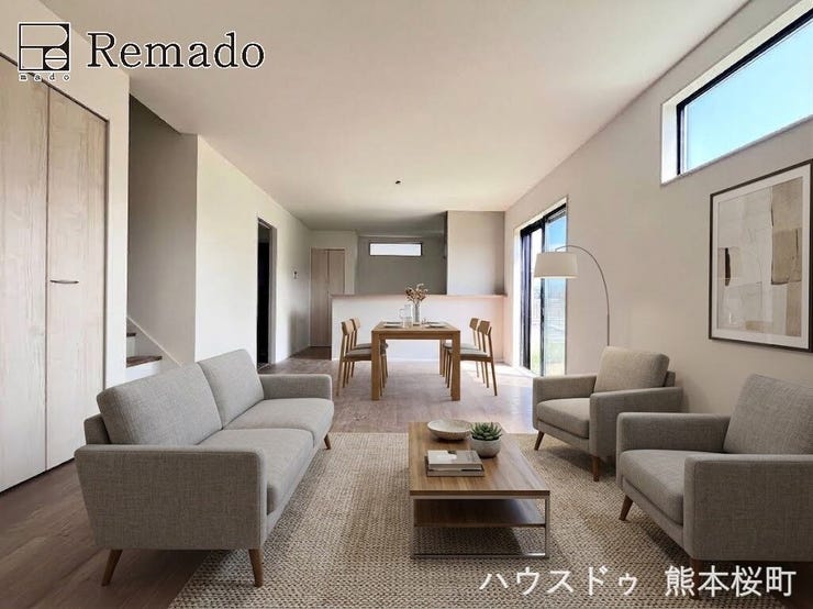 ■家族の笑顔が集う中心地■お気に入りの家具を迎え、窓からは心地の良い光が差し込みます。※CGで家具を配置しています。