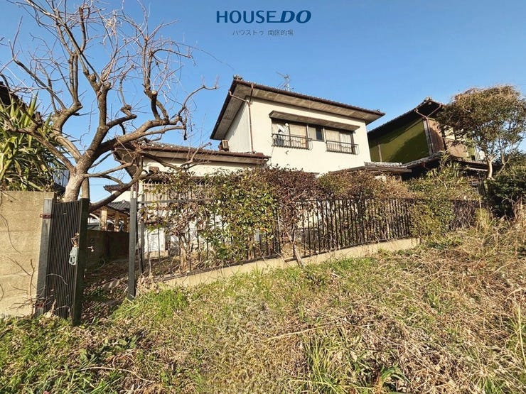 お庭側からの外観です。