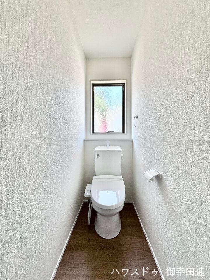 ■一人になれる安らぎの場所■清潔さと静けさを両立した空間。心落ち着くひとときを過ごせる、プライベートなレストルームです。