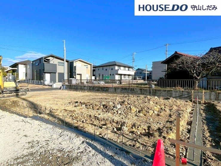 【長期優良住宅】高い耐久性と省エネルギー性を兼ね備え、環境にも配慮された邸宅です。優れた設計と建築基準に基づき、長期間にわたり快適な生活を提供。定期的なメンテナンスがし易いといった点もメリットです。