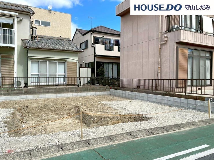 【建築中 造成段階】完成を待たずに未来の暮らしを見つけませんか?造成中の今なら、家づくりのプロセスを直接確認可能。新しい住まいとともに、新しい街の一員としての第一歩を踏み出しましょう。