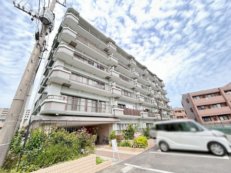 中古マンション見学ご案内いたします♪WEB【見学予約】案内もスムーズ♪26年4月内装リフォーム♪駅徒歩2分便利!